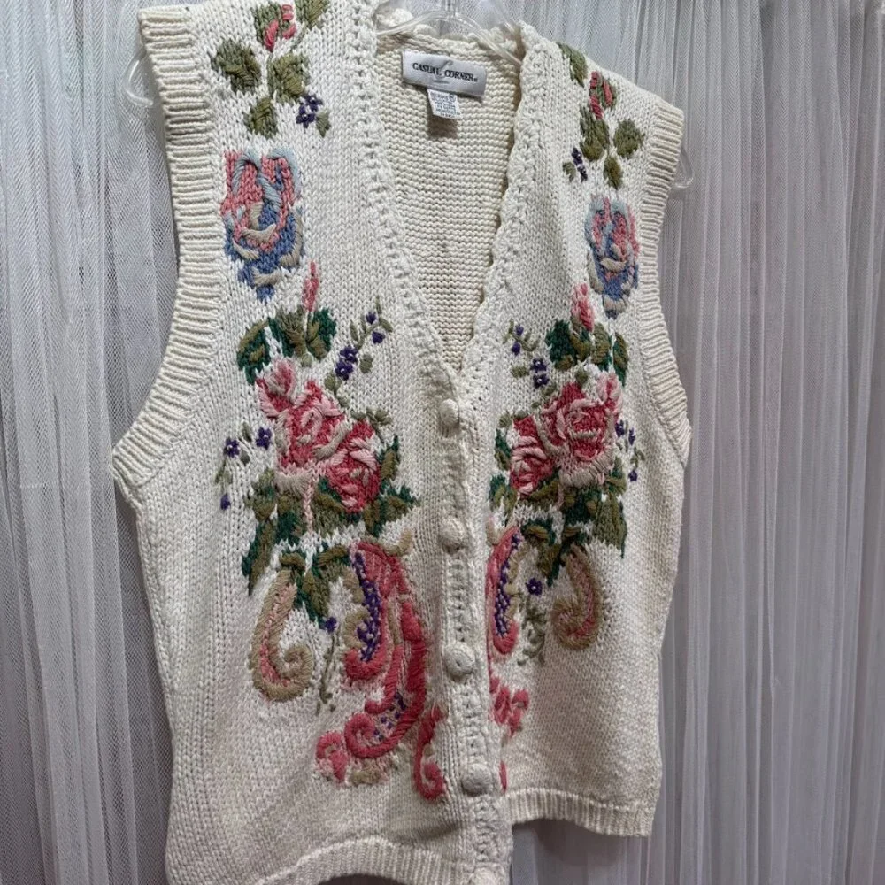 Vintage Casual Corner Women’s Floral Embroidered Knit Sweater Vest Size M - Picture 3 of 10